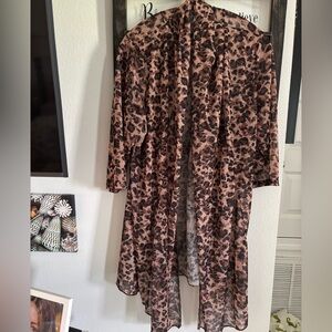 Leopard Print long Shawl light weight Size 1X by Mirror Image